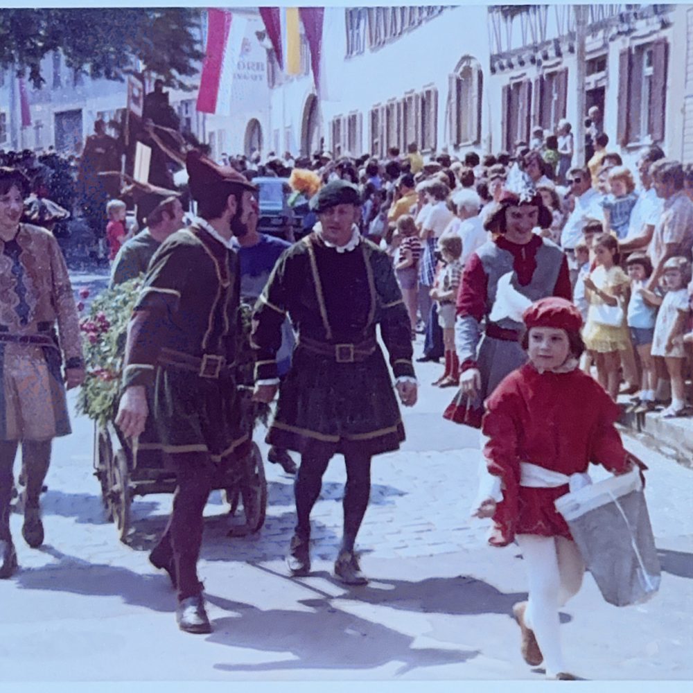 1974 - Teilnahme am Traubenblütenfestumzug